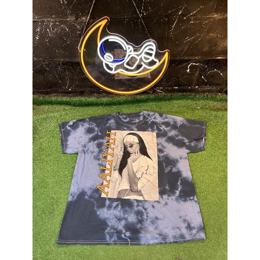 AALIYAH Ripple Blue Tie Dye Graphic Tee Shirt Men's Size Large